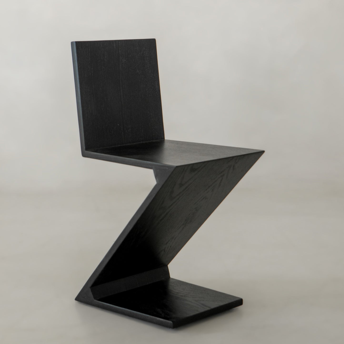 Z Chair – Neuemaison