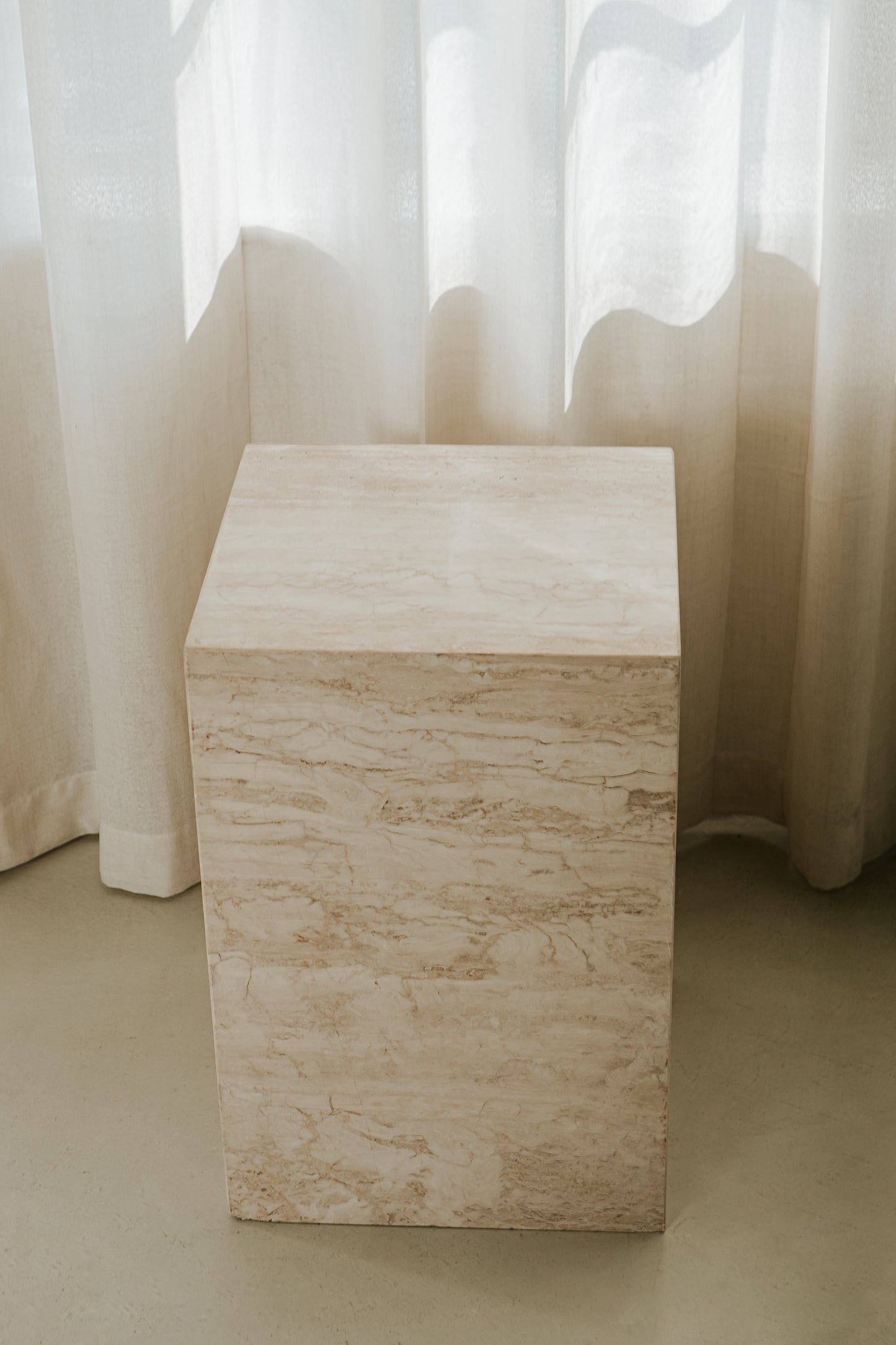 Haven Travertine Plinth