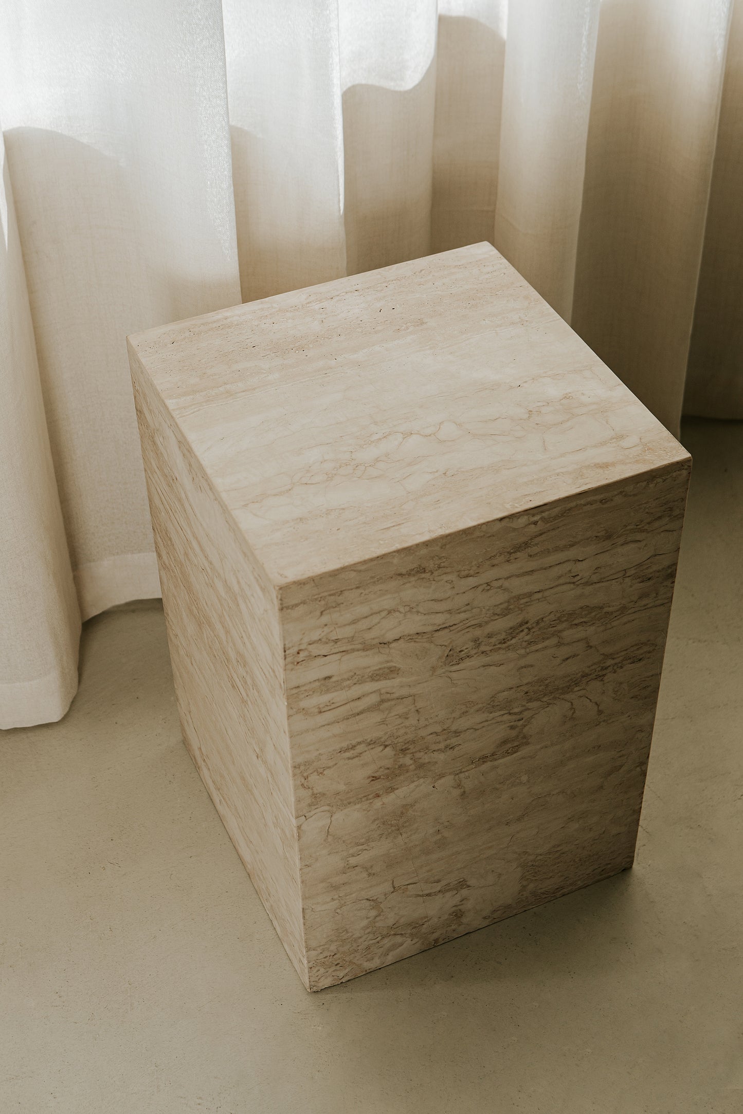 Haven Travertine Plinth