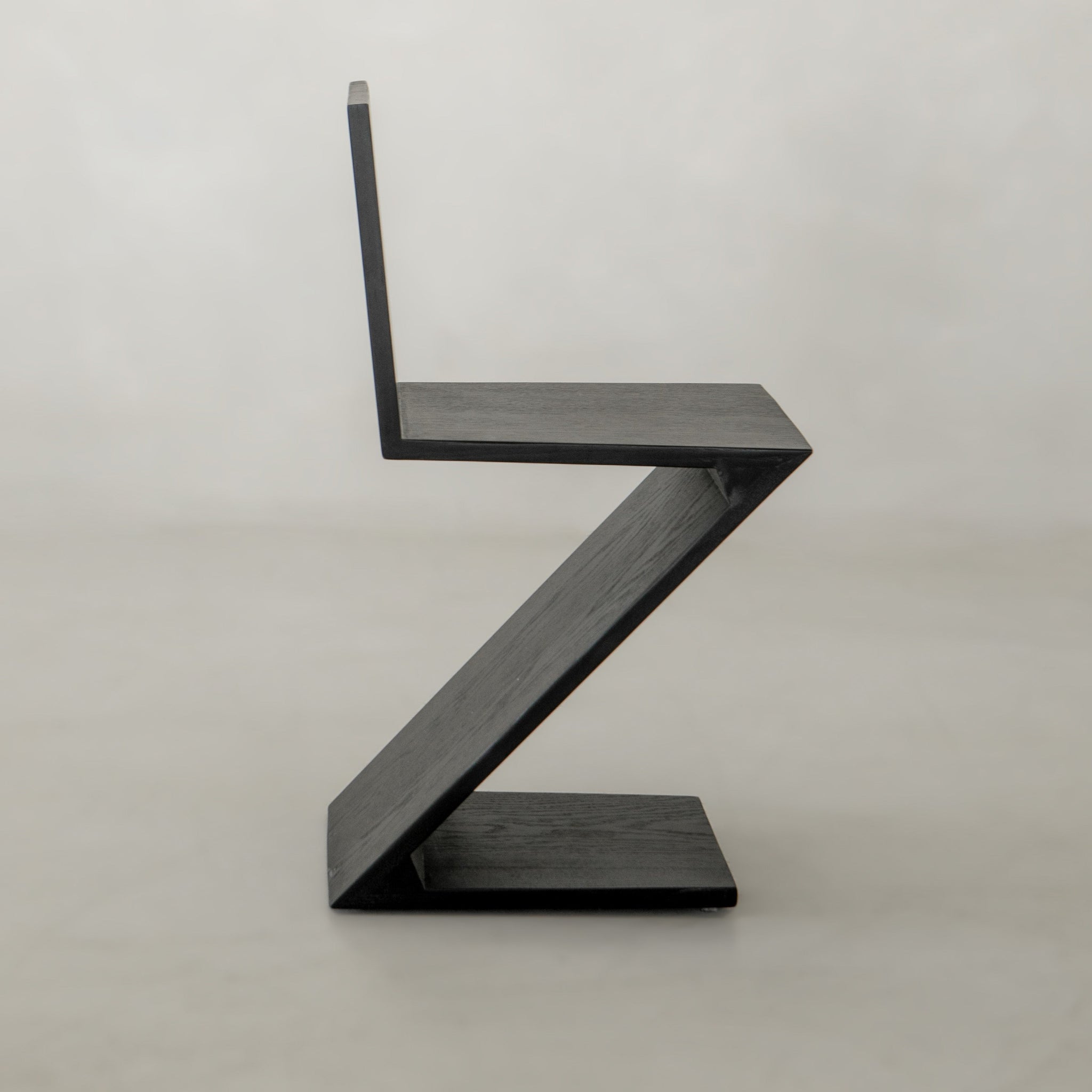 Z Chair – Neuemaison