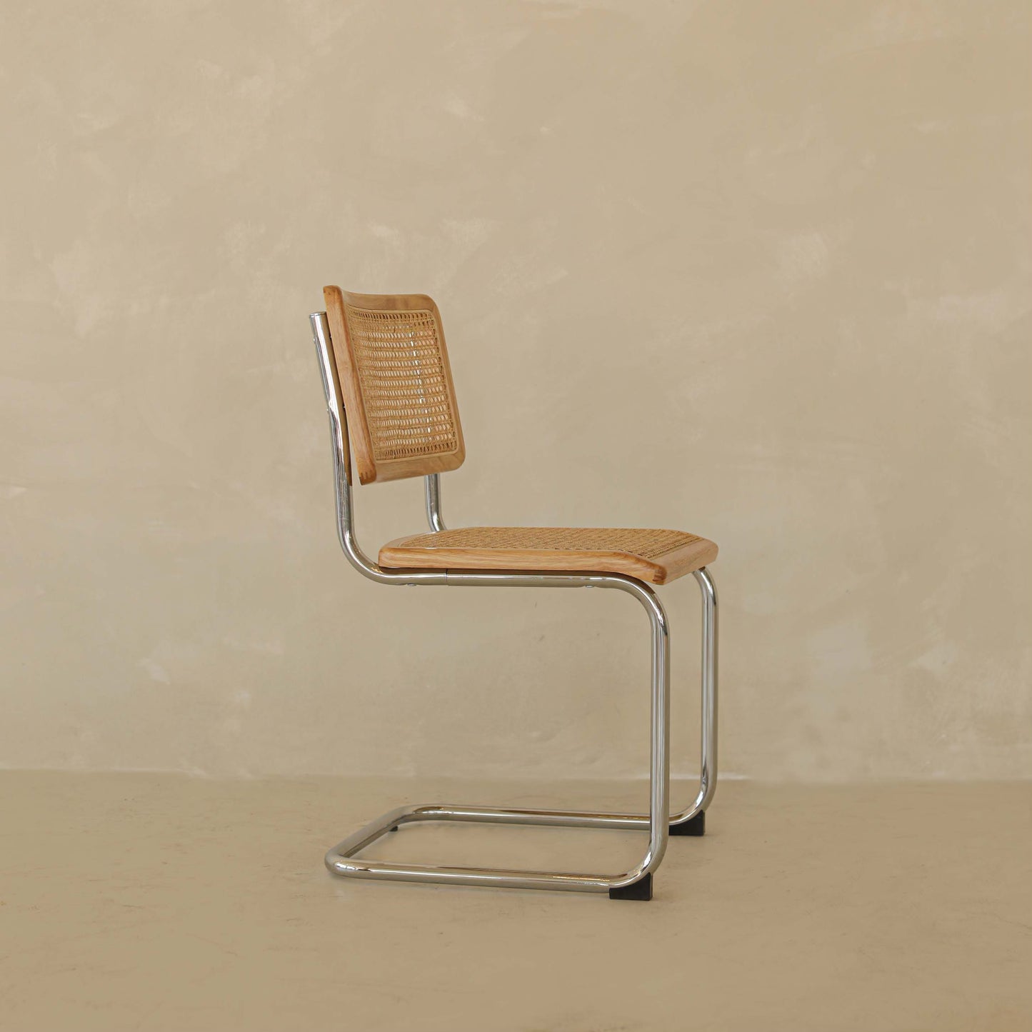 Elio Dining Chair