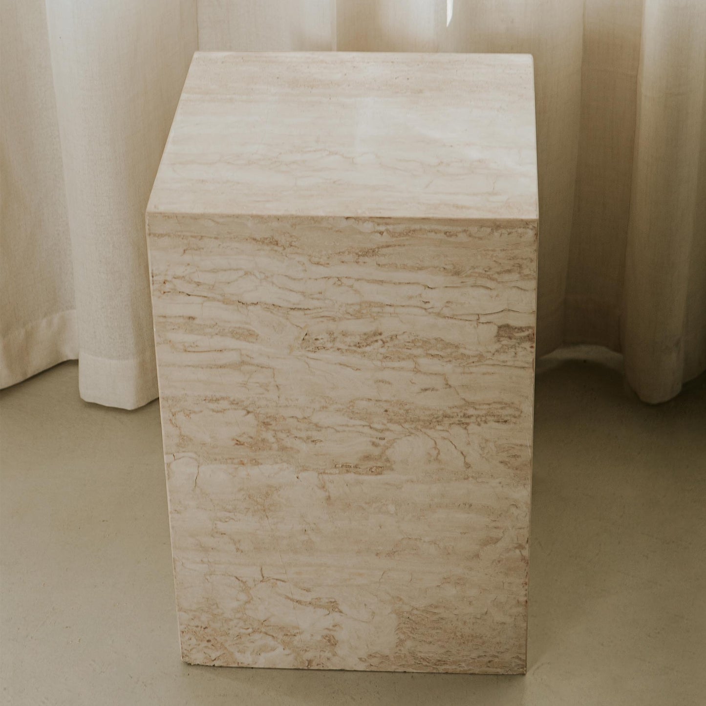 Haven Travertine Plinth