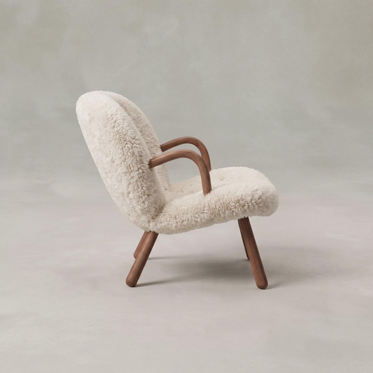 Oyster Chair