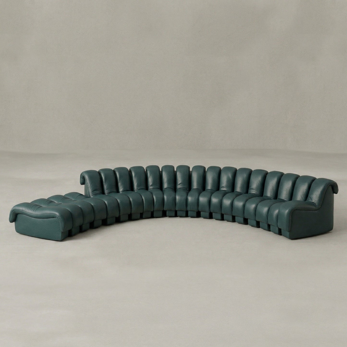 Serpenti Sofa 15 Piece With Ottoman