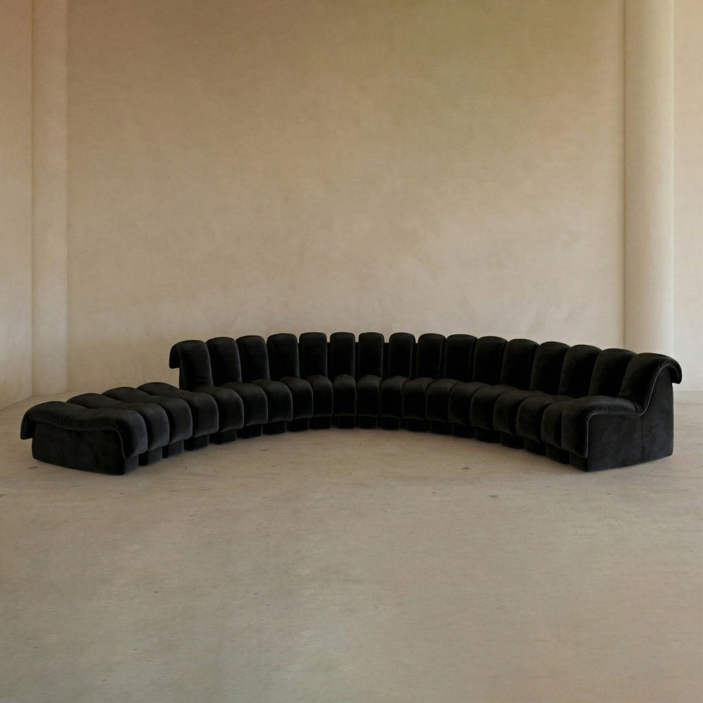 Serpenti Sofa 15 Piece With Ottoman