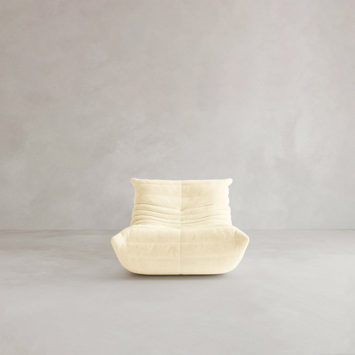 Rolo Lounge Chair - VELVET / VANILLA